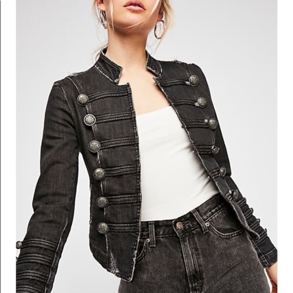 fitted black jean jacket